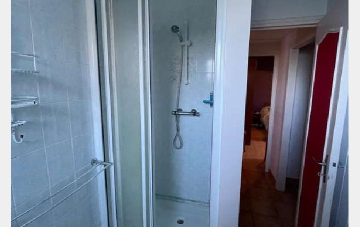 Maison PEYRAT-LE-CHATEAU (87470)  218 m2 77 000 € 