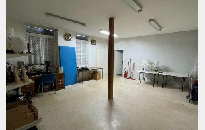 Maison PEYRAT-LE-CHATEAU (87470)  218 m2 77 000 € 