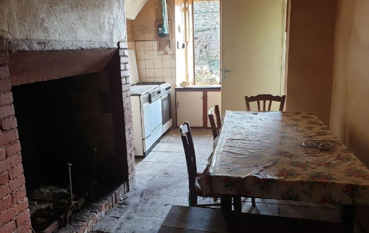 Maison CHATEAUNEUF-LA-FORET (87130)  100 m2 82 500 € 