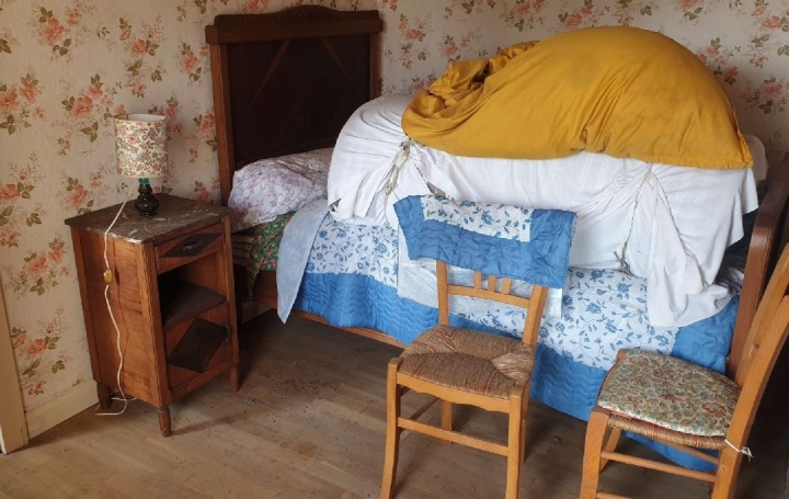 Maison CHATEAUNEUF-LA-FORET (87130)  100 m2 82 500 € 