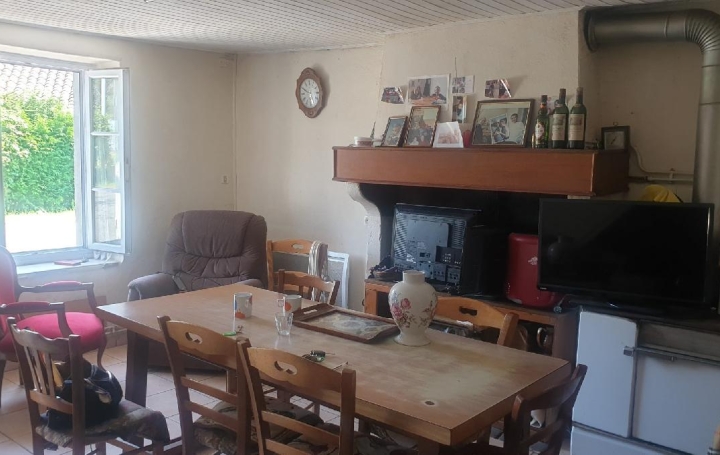 Maison PEYRAT-LE-CHATEAU (87470)  100 m2 77 000 € 