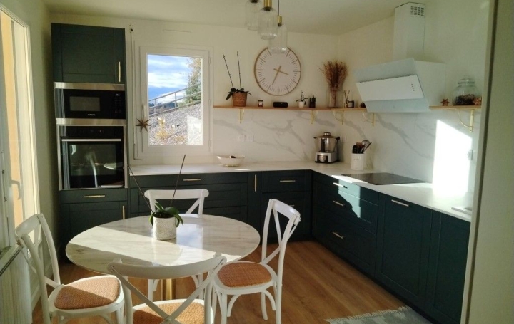 Maison SAINT-JUST-LE-MARTEL (87590)  131 m2 264 000 € 