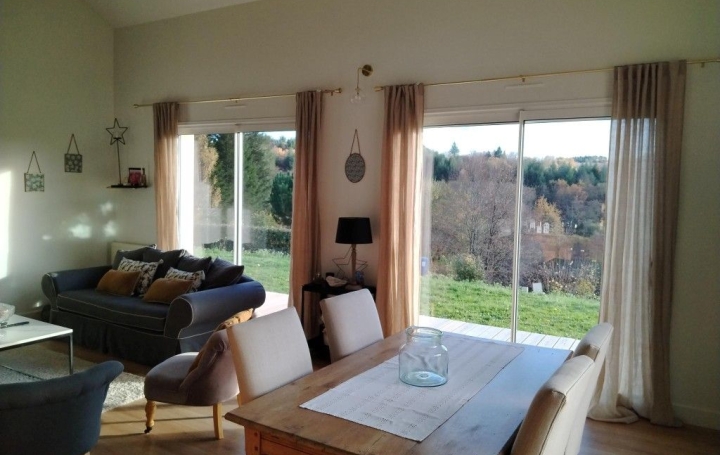 Maison SAINT-JUST-LE-MARTEL (87590)  131 m2 264 000 € 