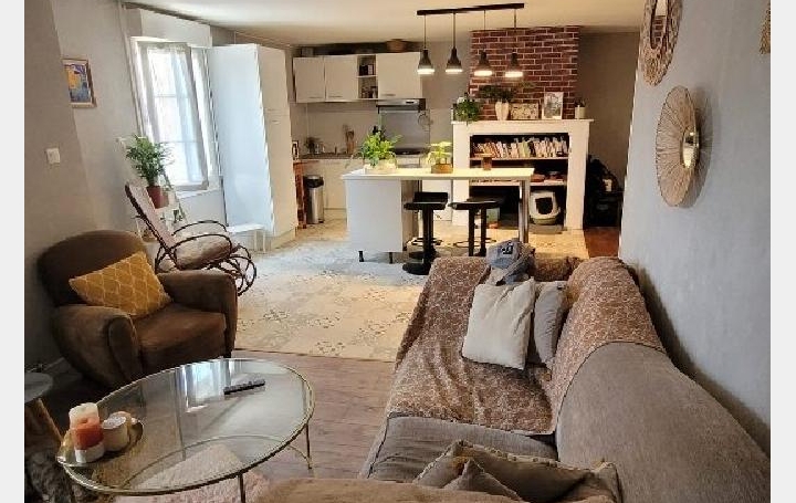 Immeuble SAINT-LEONARD-DE-NOBLAT (87400)  100 m2 139 000 € 