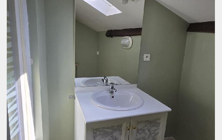 Immeuble SAINT-LEONARD-DE-NOBLAT (87400)  104 m2 129 000 € 