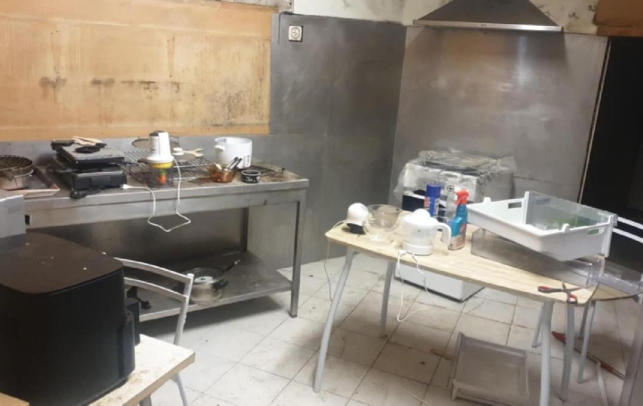 Local commercial MAGNAC-BOURG (87380)  150 m2 38 500 € 