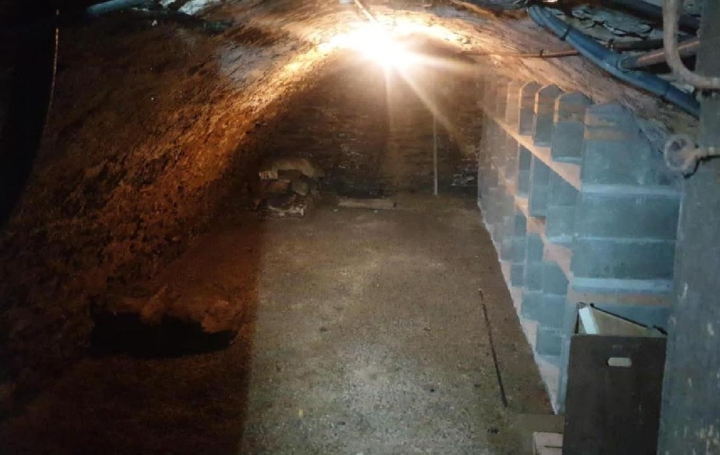 Local commercial MAGNAC-BOURG (87380)  150 m2 38 500 € 