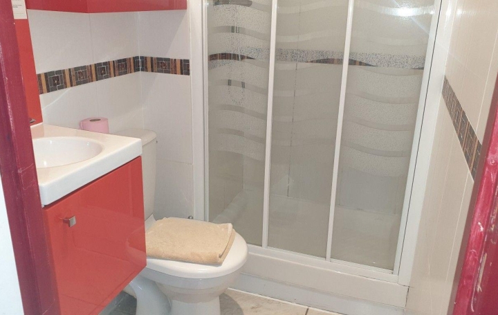 Activité commerciale EYMOUTIERS (87120)  1 465 m2 129 000 € 