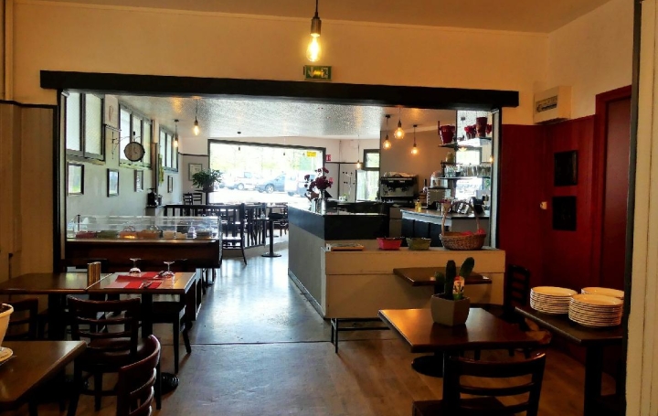 Activité commerciale EYMOUTIERS (87120)  1 000 m2 146 000 € 