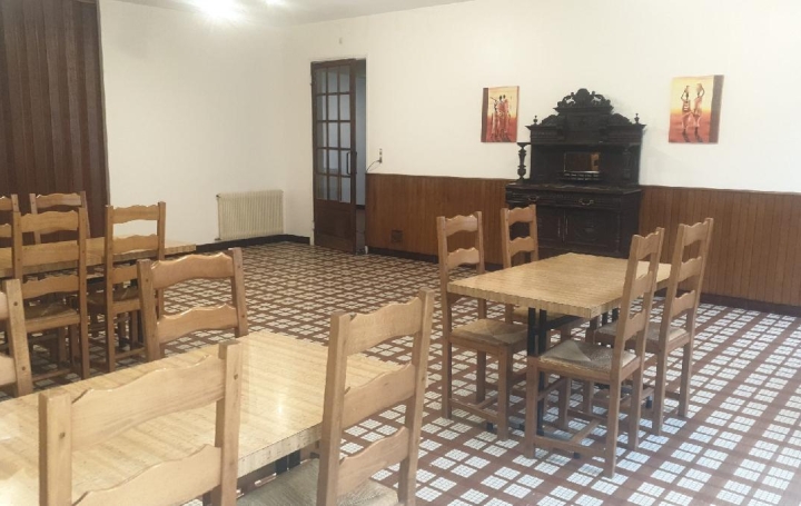 Local commercial BUJALEUF (87460)  525 m2 207 000 € 