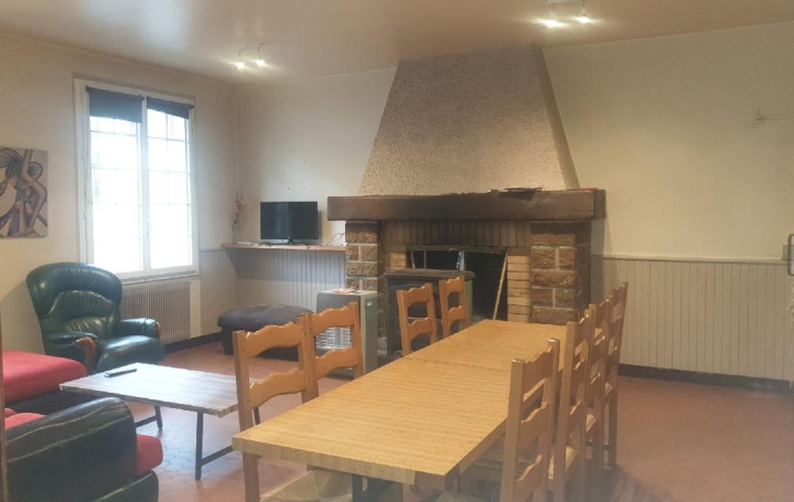 Local commercial BUJALEUF (87460)  525 m2 207 000 € 