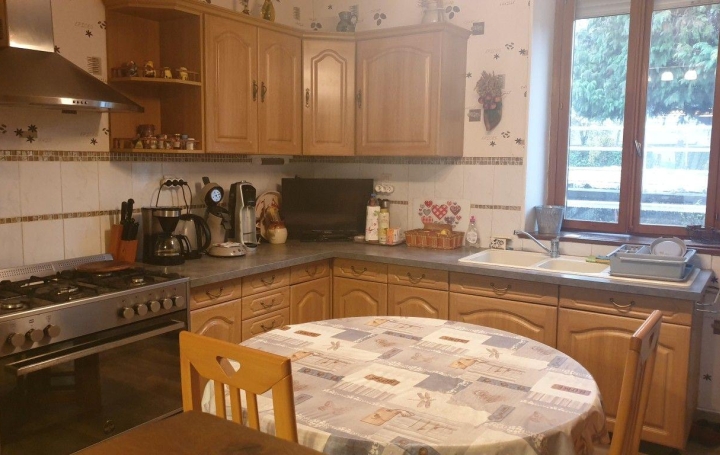 Maison CHATEAUNEUF-LA-FORET (87130)  114 m2 159 000 € 