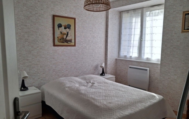 Maison ROZIERS-SAINT-GEORGES (87130)  103 m2 170 000 € 