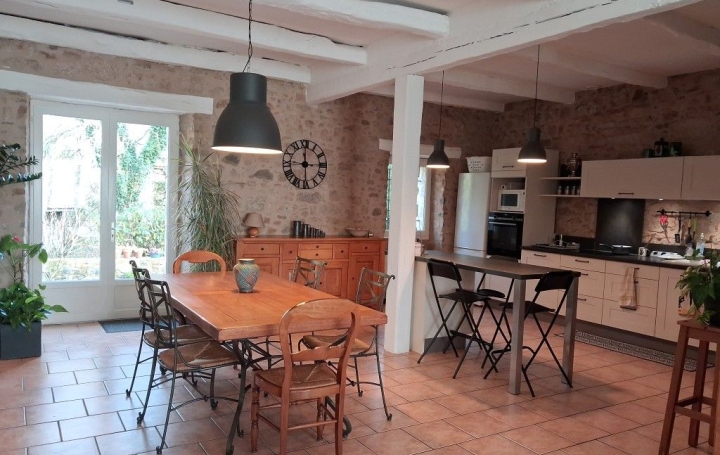 Maison ROZIERS-SAINT-GEORGES (87130)  103 m2 170 000 € 