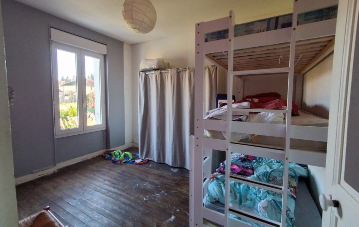 Maison SAINT-LEONARD-DE-NOBLAT (87400)  159 m2 289 000 € 