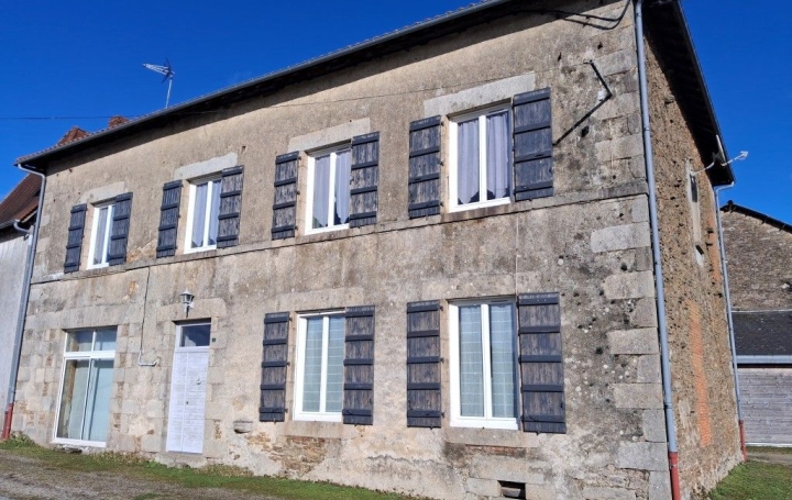Maison / Villa LINARDS (87130) 252 m<sup>2</sup> 129 000 € 