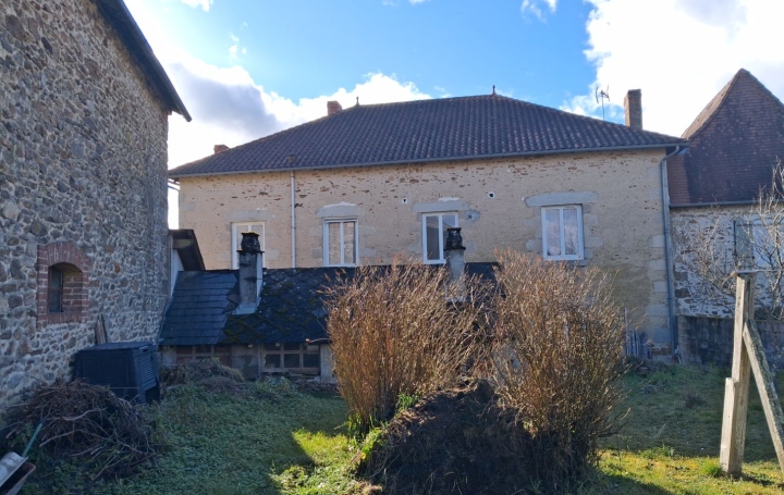 Maison LINARDS (87130)  252 m2 129 000 € 