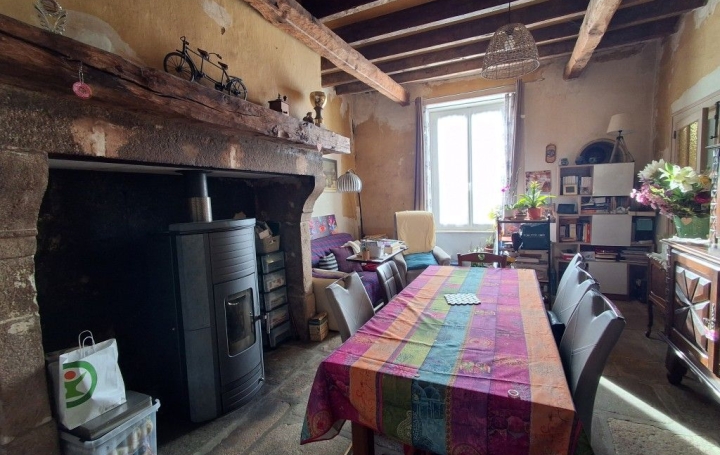 Maison LINARDS (87130)  252 m2 129 000 € 