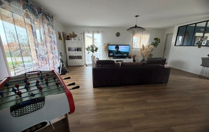 Maison LA GENEYTOUSE (87400)  163 m2 315 000 € 