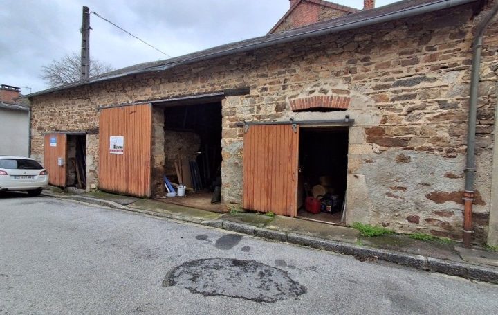 Garage / Parking CHATEAUNEUF-LA-FORET (87130) 105 m<sup>2</sup> 28 000 € 