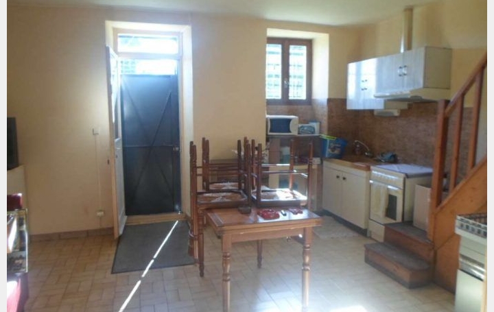 Immeuble BUJALEUF (87460)  240 m2 107 000 € 