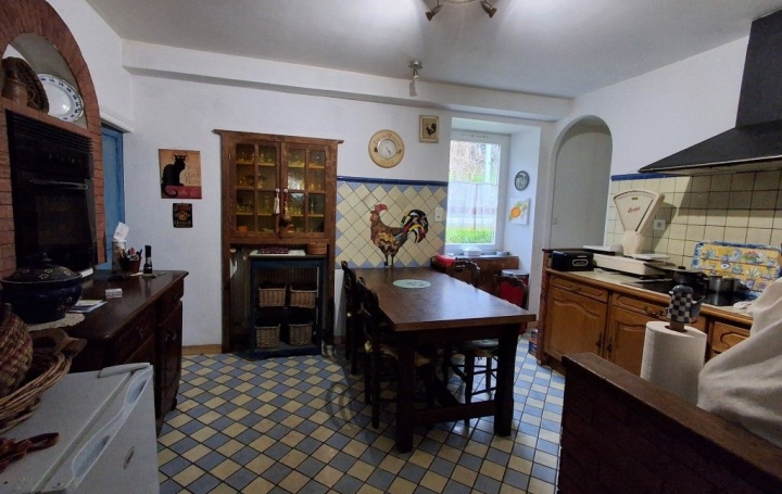 Maison LA CROISILLE-SUR-BRIANCE (87130)  125 m2 180 000 € 