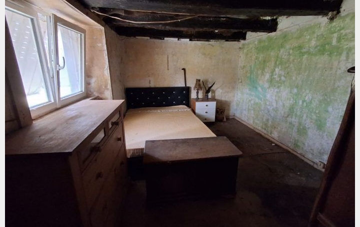 Maison CHATEAUNEUF-LA-FORET (87130)  91 m2 44 000 € 