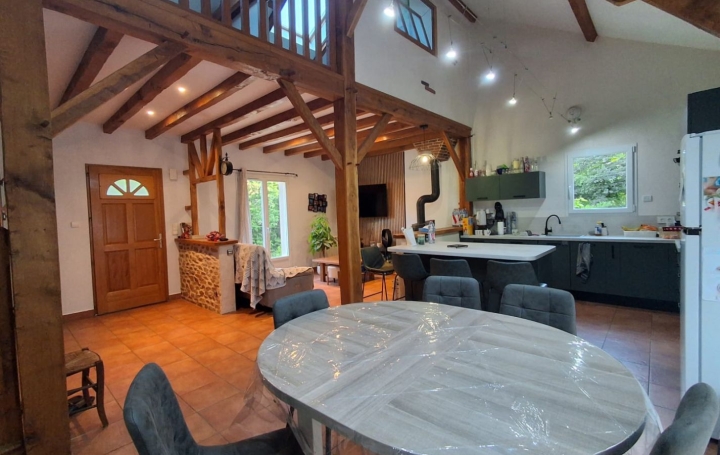 Maison MAGNAC-BOURG (87380)  105 m2 209 000 € 