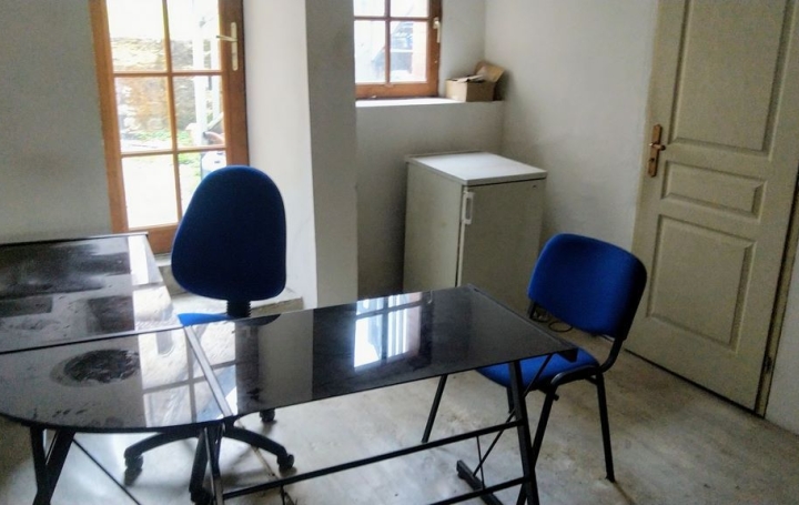 Immeuble LINARDS (87130)  35 m2 48 000 € 