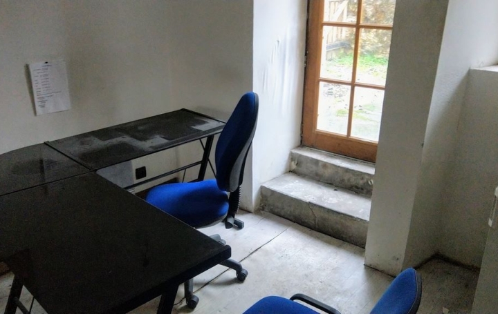 Immeuble LINARDS (87130)  35 m2 48 000 € 