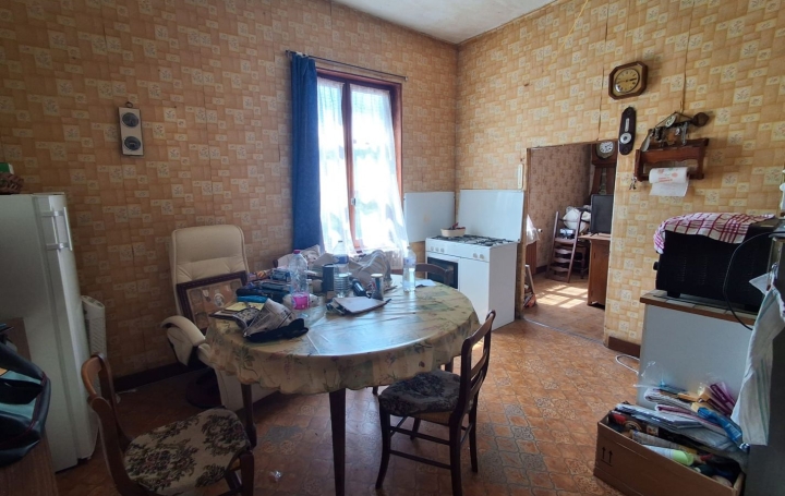 Maison EYMOUTIERS (87120)  45 m2 44 000 € 