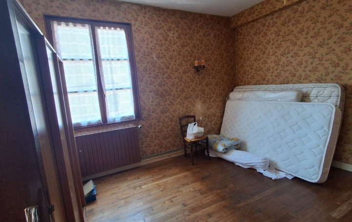 Maison EYMOUTIERS (87120)  45 m2 44 000 € 