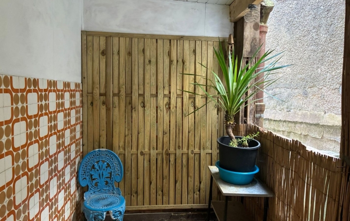 Maison SAINT-LEONARD-DE-NOBLAT (87400)  150 m2 38 500 € 