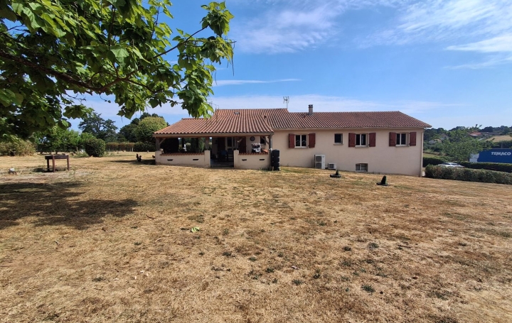 Maison / Villa LA GENEYTOUSE (87400) 200 m<sup>2</sup> 340 000 € 