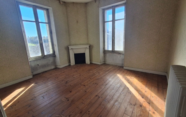 Maison LA CROISILLE-SUR-BRIANCE (87130)  106 m2 66 000 € 