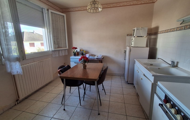 Maison SAINT-LEONARD-DE-NOBLAT (87400)  95 m2 118 000 € 