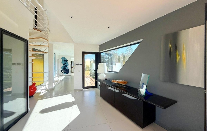 Maison MOISSON (78840)  263 m2 1 970 000 € 