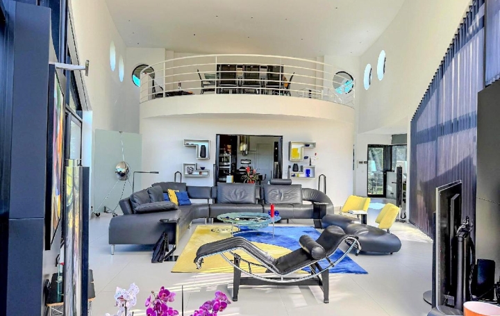 Maison MOISSON (78840)  263 m2 1 970 000 € 