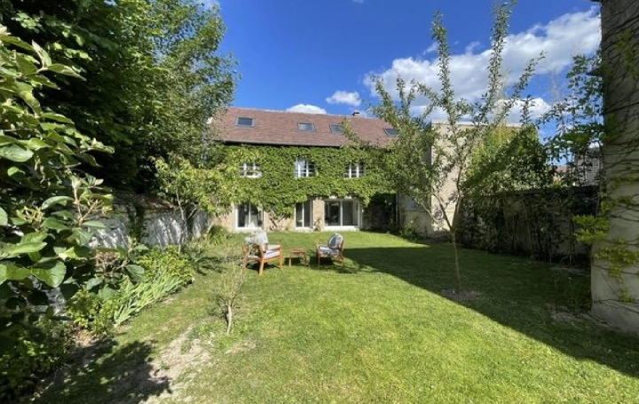 Maison MOISSON (78840)  278 m2 479 000 € 