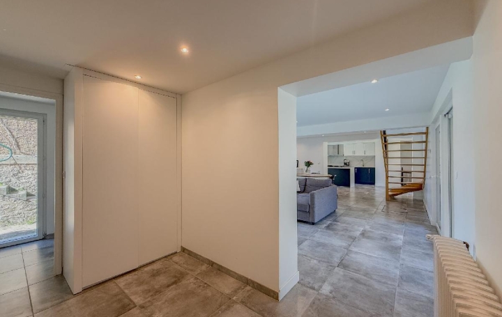 Maison MOISSON (78840)  278 m2 479 000 € 