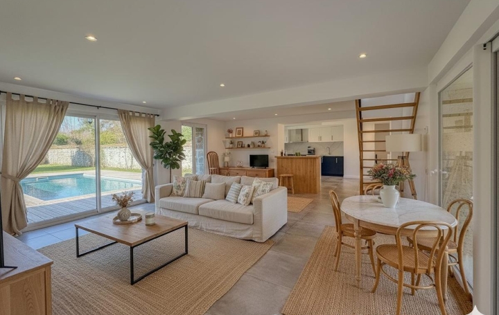 Maison MOISSON (78840)  278 m2 479 000 € 