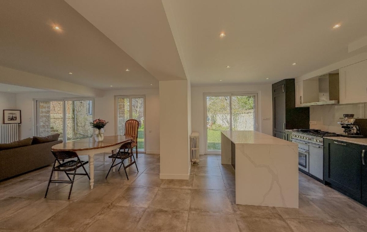 Maison MOISSON (78840)  278 m2 479 000 € 