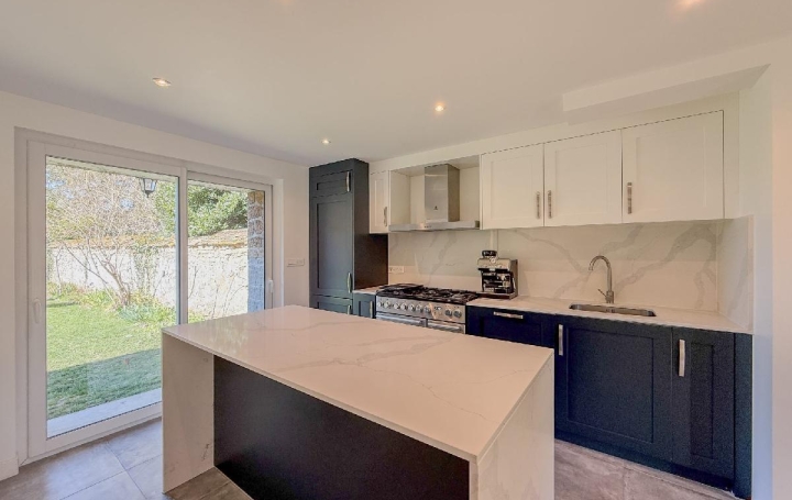 Maison MOISSON (78840)  278 m2 479 000 € 