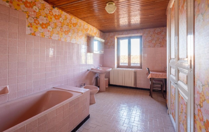 Maison BEAUREGARD-BARET (26300)  170 m2 299 900 € 