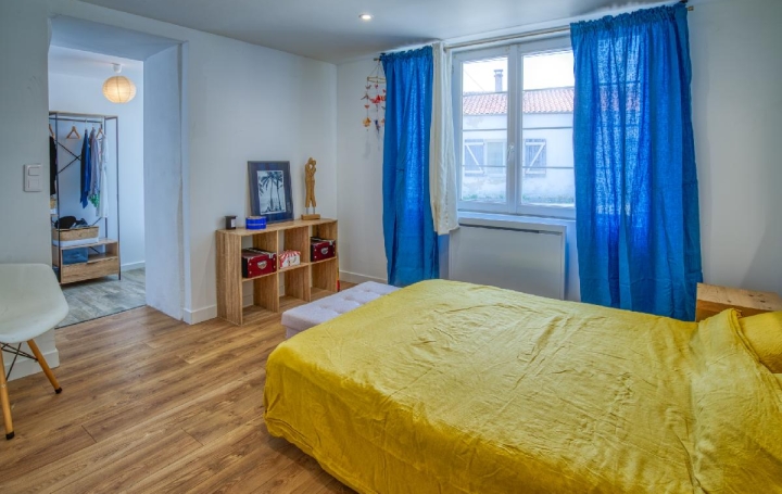 Maison MARENNES (17320)  113 m2 240 000 € 