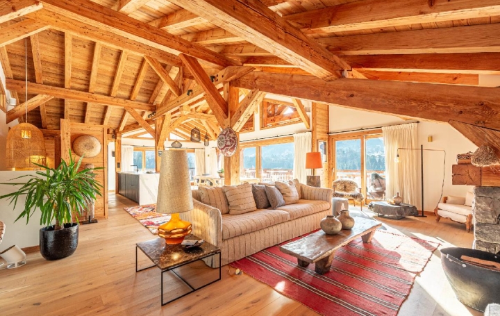 Maison MONTRIOND (74110)  370 m2 3 450 000 € 