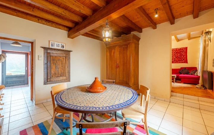 Maison CUSY (74540)  130 m2 419 000 € 