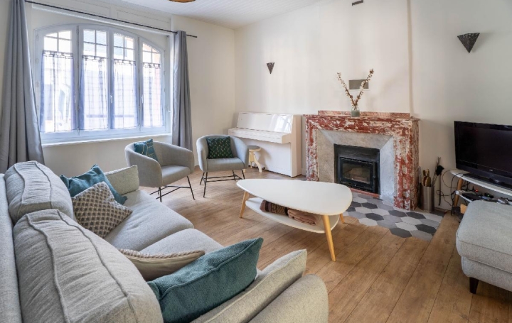 Maison MOISSAC (82200)  200 m2 229 500 € 