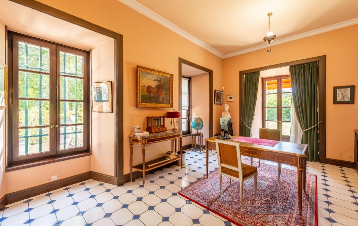 Maison THONON-LES-BAINS (74200)  993 m2 4 495 000 € 