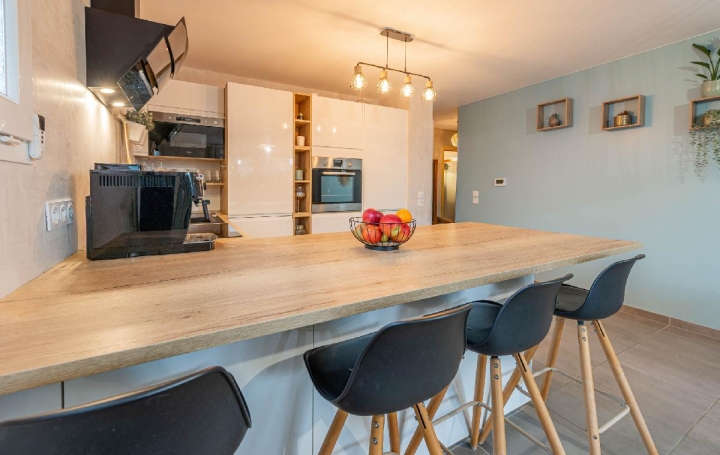 3 Pièces POISY (74330)  56 m2 329 000 € 